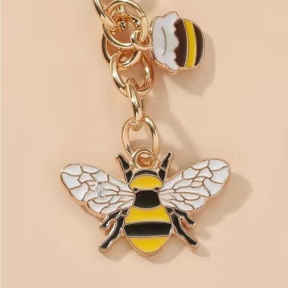 NEW Cute Bee Keychain Bag Charm Golden Bee Floral NIP - Picture 2 of 4